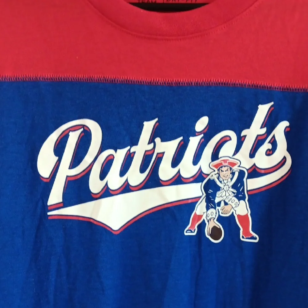 NFL Old School Patriots Nike Dri-Fit LS TShirt - Picture 3 of 7